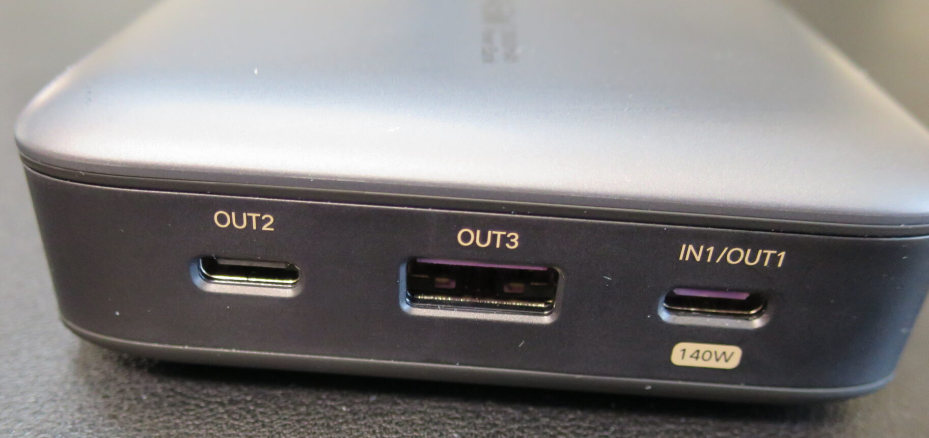 UGREEN PD3.1 145WのUSBポート