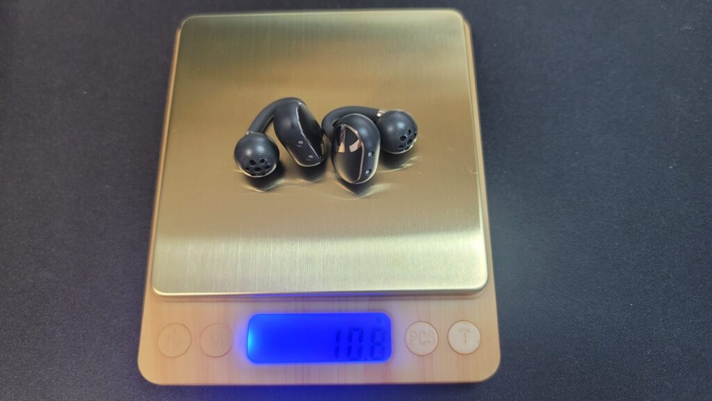 SOUNDPEATS Clip1を重量測定。両耳で10.8g